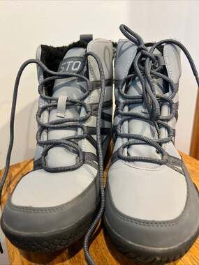 STQ Grey Winter Hiking Boots Zip Lightweight Cozy Ankle Boots Booties Size 10